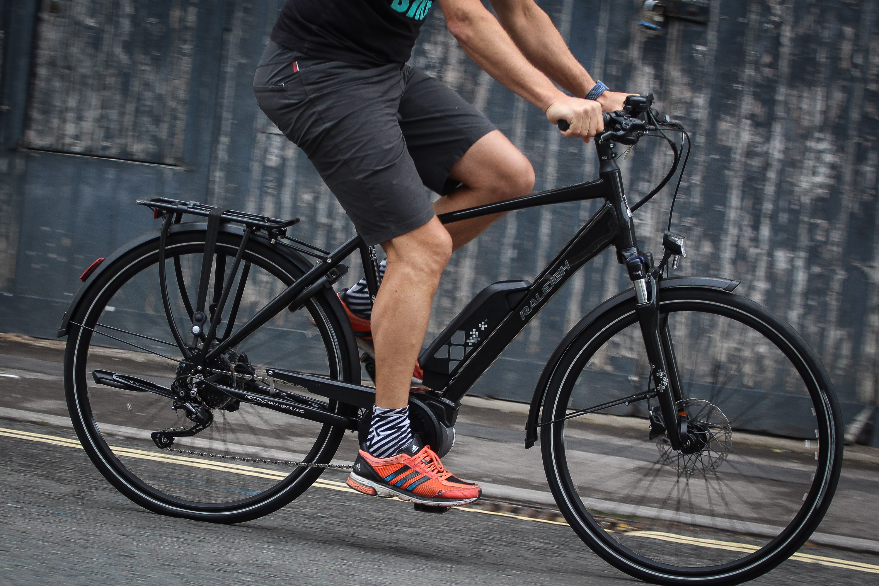 Raleigh Electric bike review Raleigh Motus Grand Tour